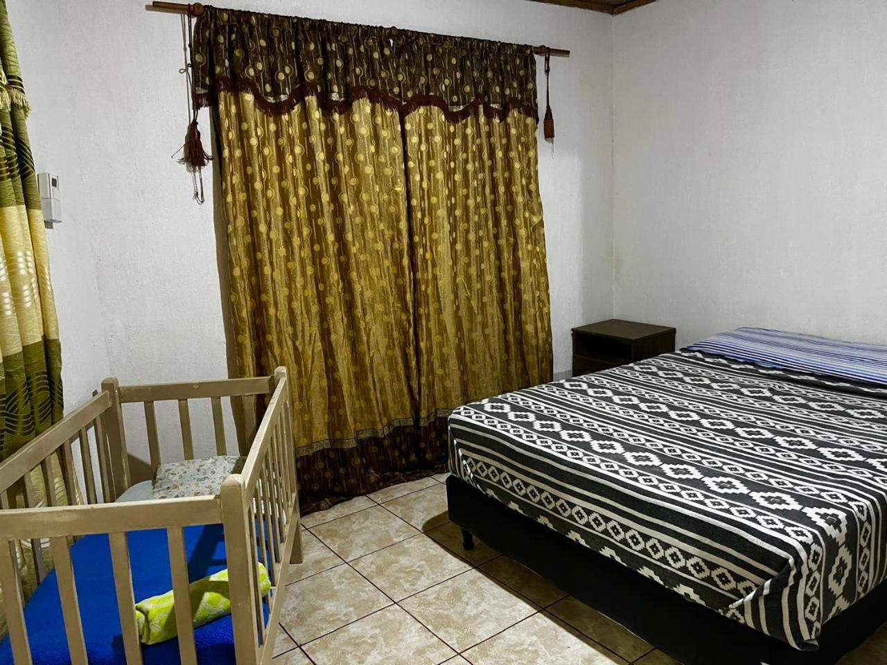 Dona Rosa Villa Puerto Iguazú Exteriör bild